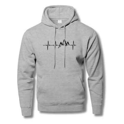 Hellgrauer Berg-Puls Hoodie – Weicher grauer Hoodie mit minimalistischem Berg-Herzschlag-Design. Ideal für Freizeit und Outdoor-Abenteuer.
