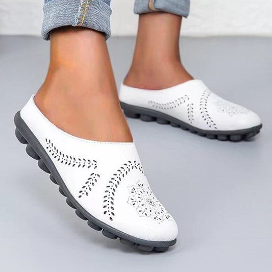 Weiß Elegante Slipper mit Cut-out-Details und gepolsterten Sohlen
